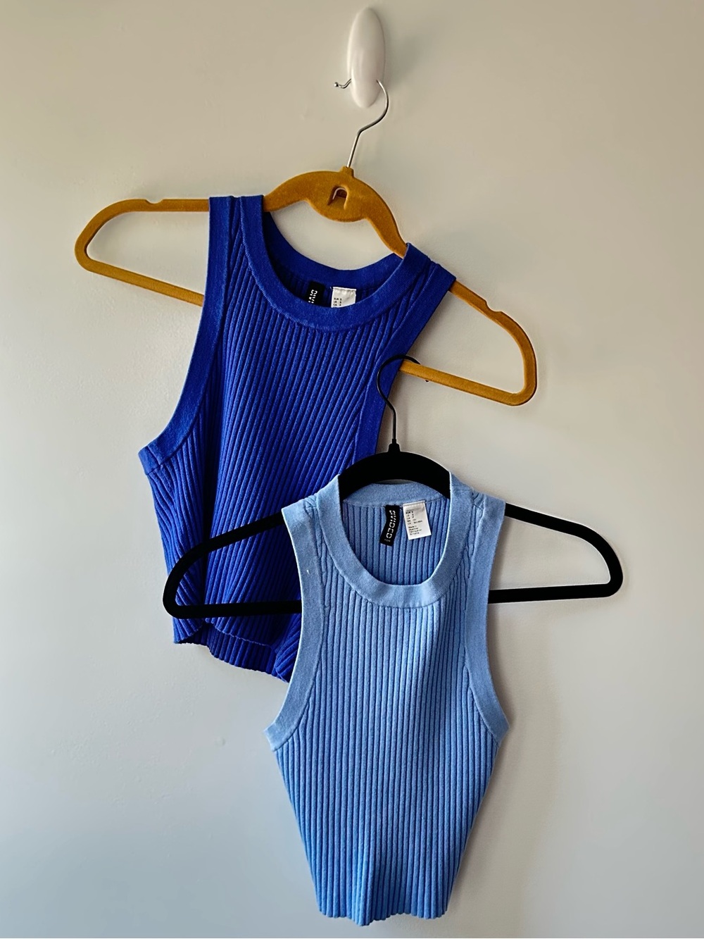 (2 PC) H&M Divided Racerback Knit Tank Tops